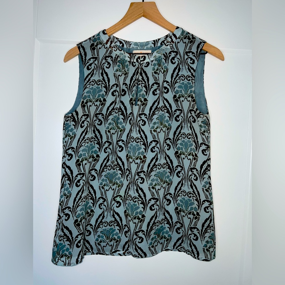TORY BURCH Sleeveless silk top size, size 6 light blue & brown art deco floral